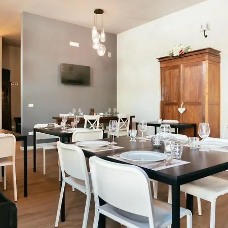 Bella Napoli Ristorante & Отель Фоджиа